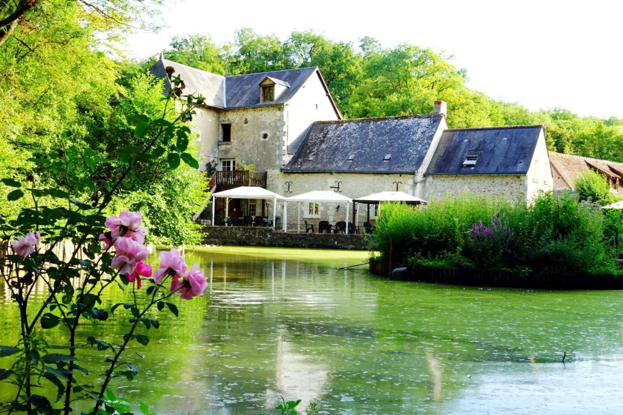 לינה וארוחת בוקר Cerelles Le Moulin De La Planche מראה חיצוני תמונה