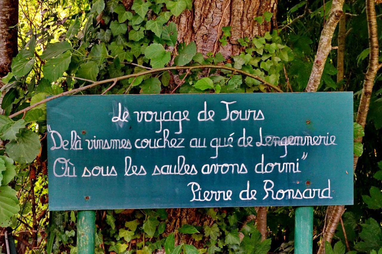 לינה וארוחת בוקר Cerelles Le Moulin De La Planche מראה חיצוני תמונה