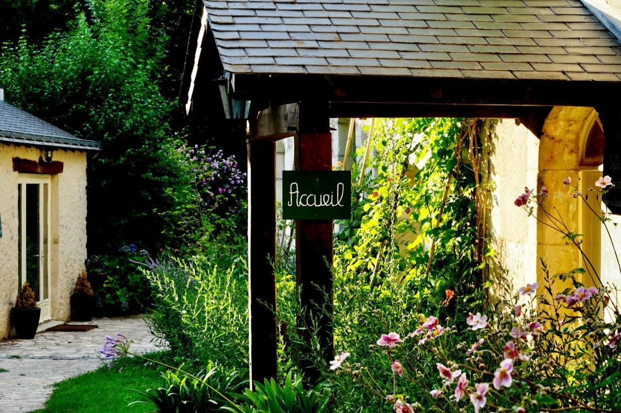לינה וארוחת בוקר Cerelles Le Moulin De La Planche מראה חיצוני תמונה